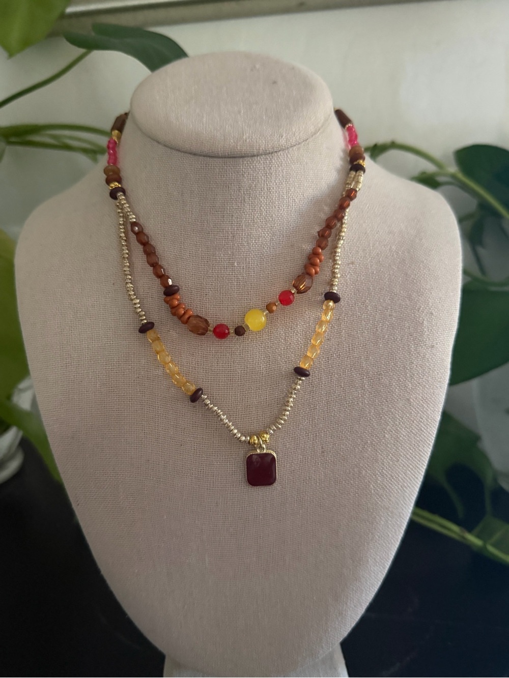 Vintage Layered Lucite Beaded Pendant Necklace